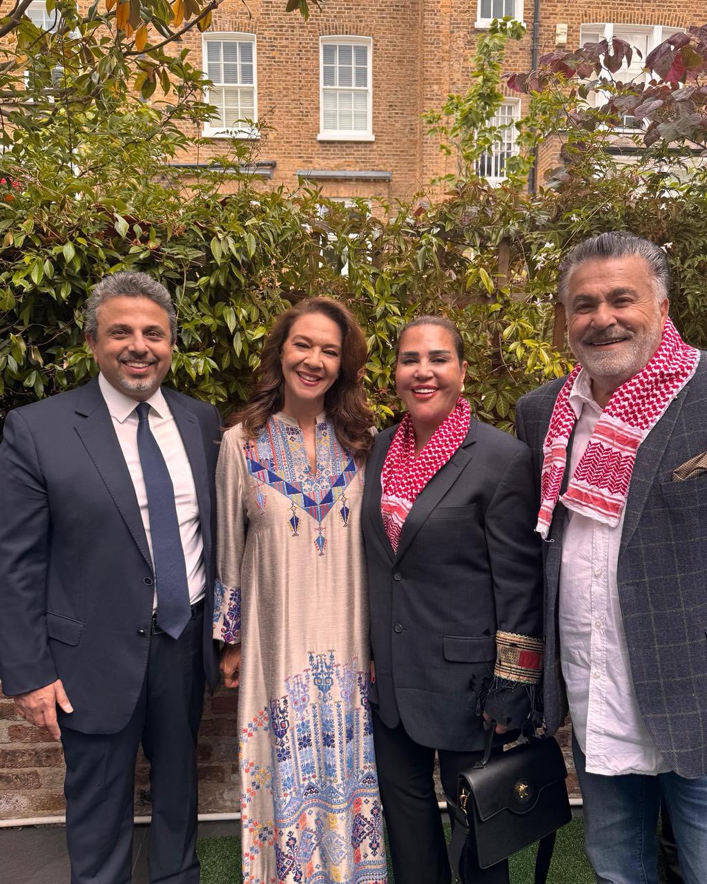من احتفالات أبناء الجالية الاردنية يوم أمس ٢٥ أيار ٢٠٢٥م في السفارة الأردنية بلندن بحضور السفير الأردني وعقيلته